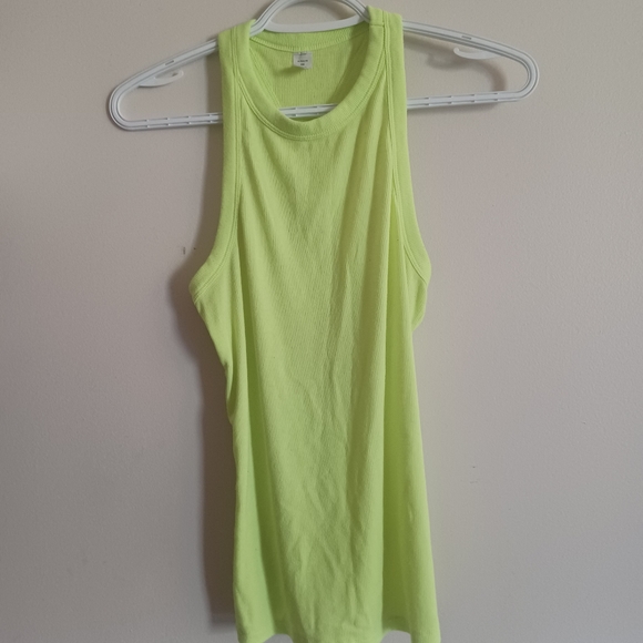 Victoria Secret neon yellow/green workout outfit in size xs - Picture 4 of 8